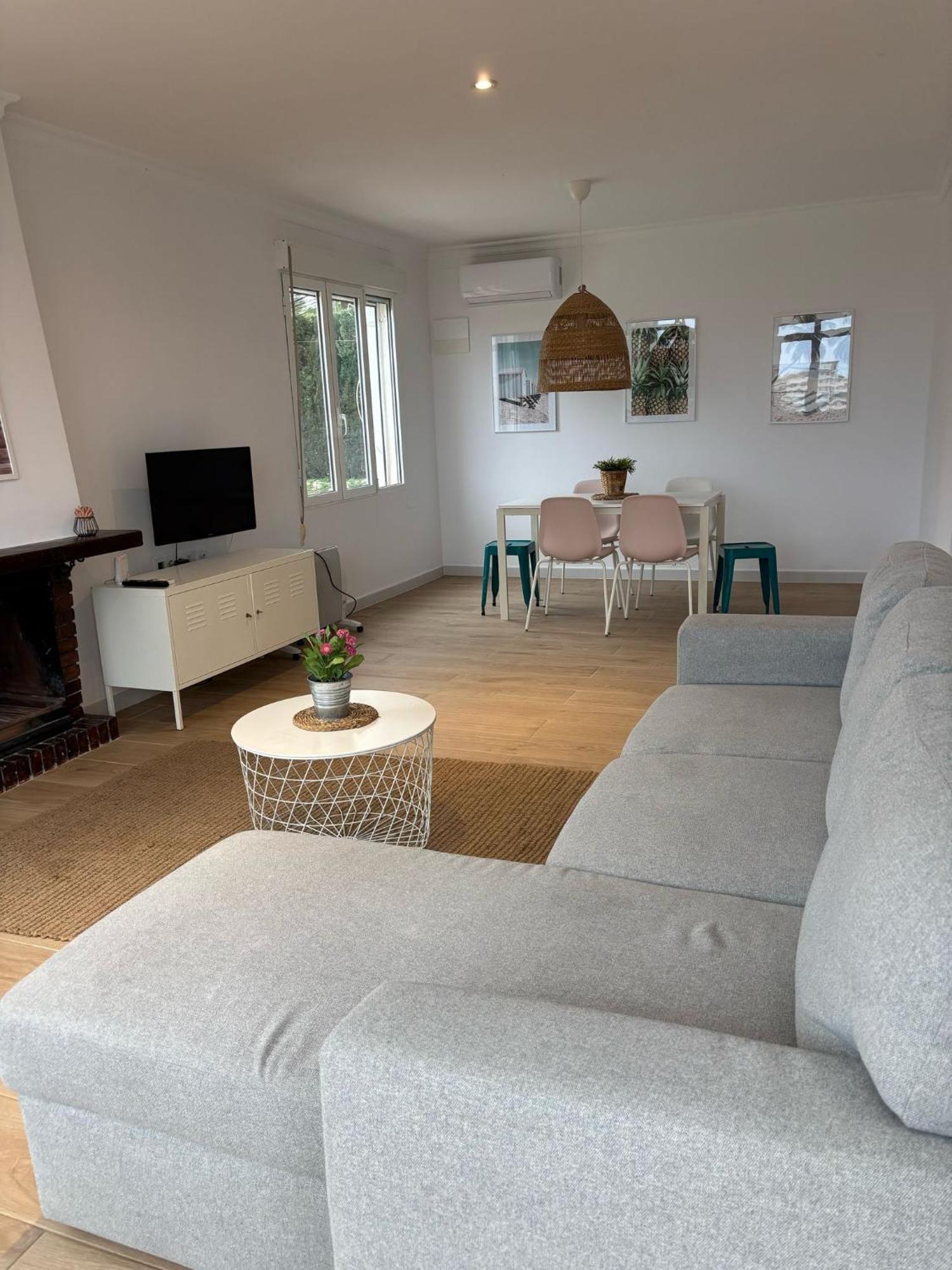 Acogedor Apartamento Junto A La Playa By Bebalmy Хавеа Экстерьер фото